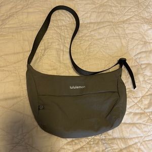 Lululemon shoulder bag